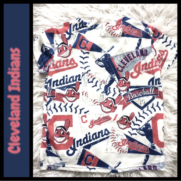 Vintage Cleveland Indians V-Neck Tee - Picture 3 of 4